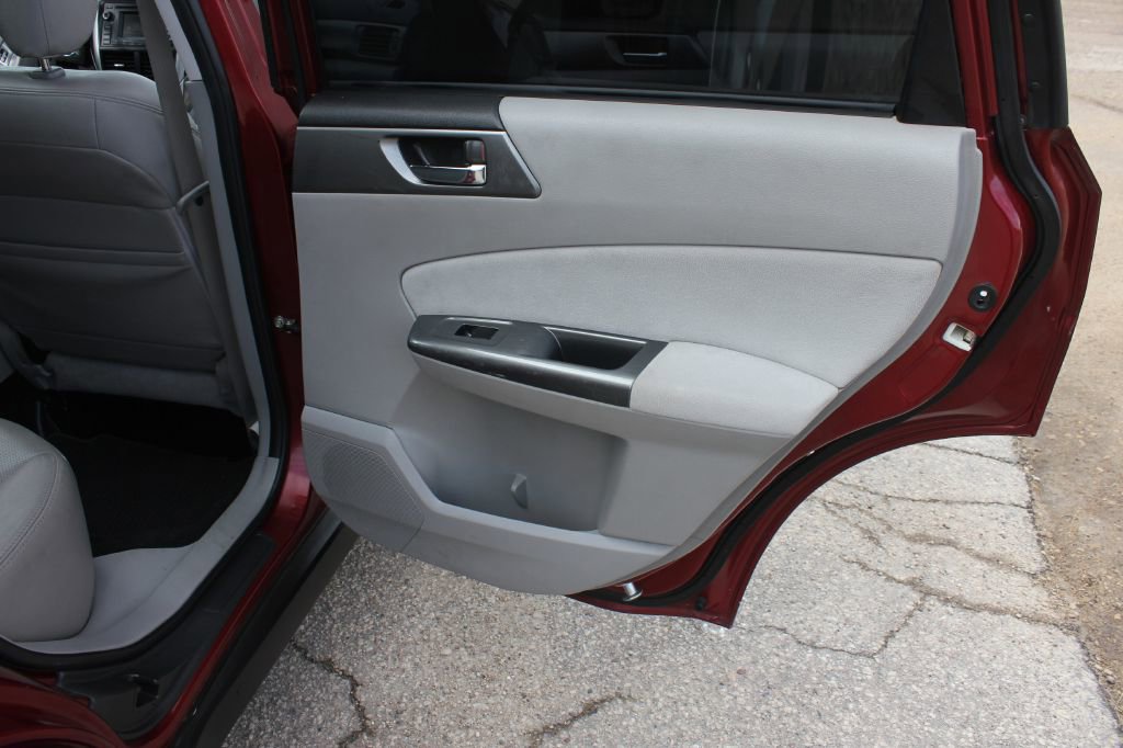 Used 2011 Subaru Forester 2.5XT Touring AWD/4WD image 36