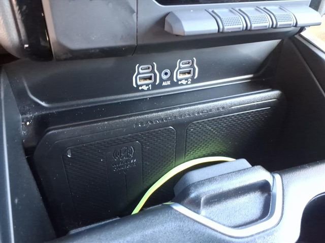 Used 2025 RAM 1500 Laramie AWD/4WD image 11