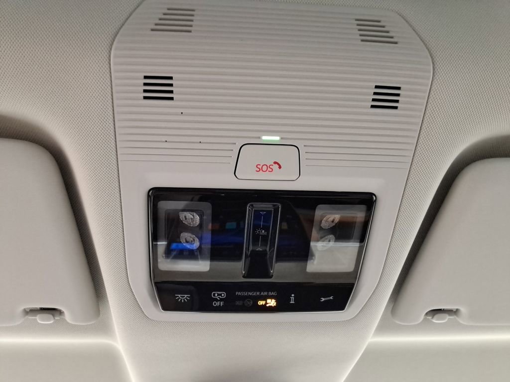 New 2025 Volkswagen ID. Buzz Pro S Plus RWD image 30