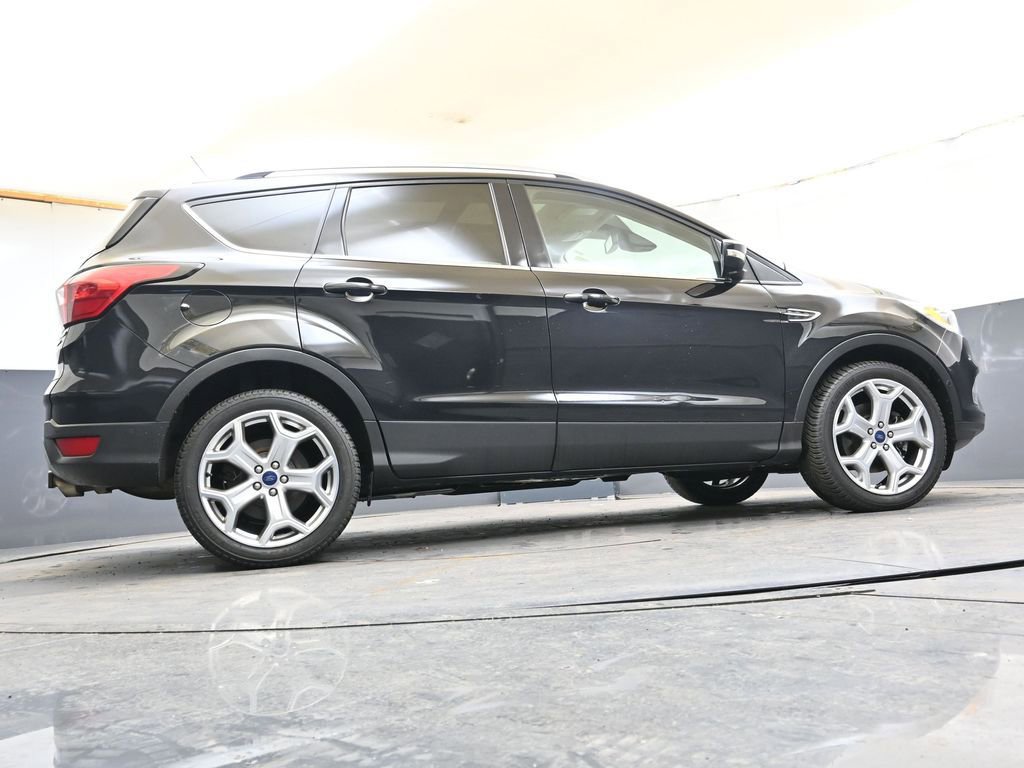 Used 2019 Ford Escape Titanium AWD/4WD image 35