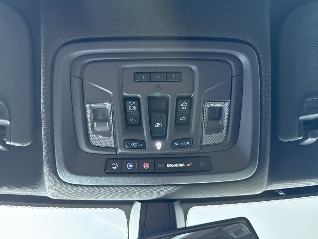 Used 2020 Chevrolet Silverado 1500 LT Trail Boss AWD/4WD image 27