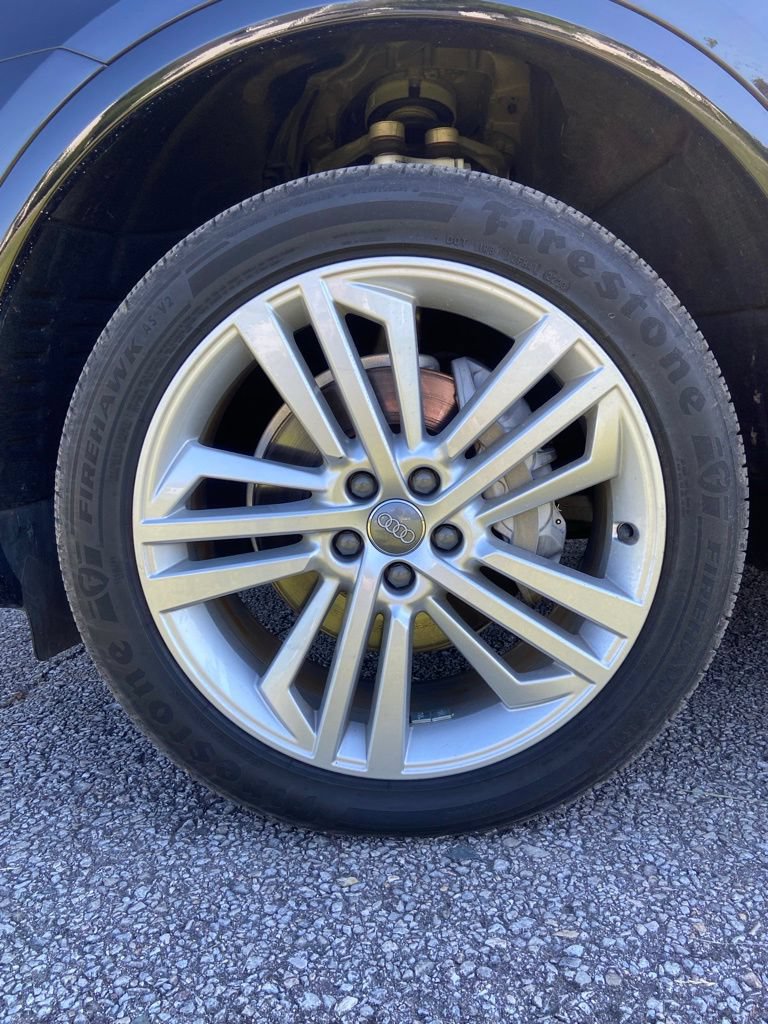 Used 2019 Audi Q5 Prestige AWD/4WD image 9
