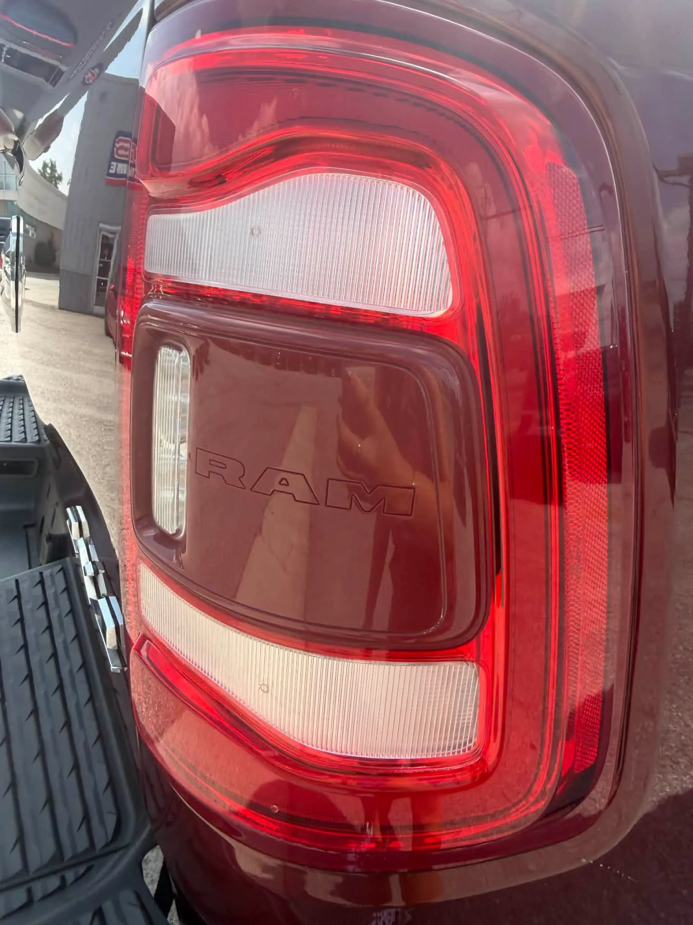 Used 2019 RAM 2500 Laramie AWD/4WD image 27