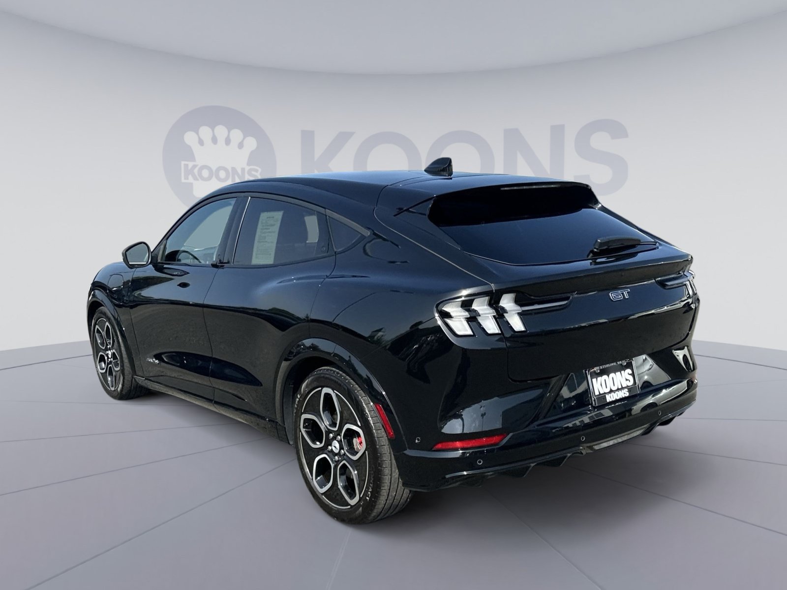 Used 2023 Ford Mustang Mach-E GT AWD/4WD image 8