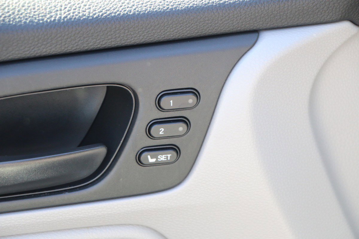 Used 2019 Honda Odyssey EX-L image 17