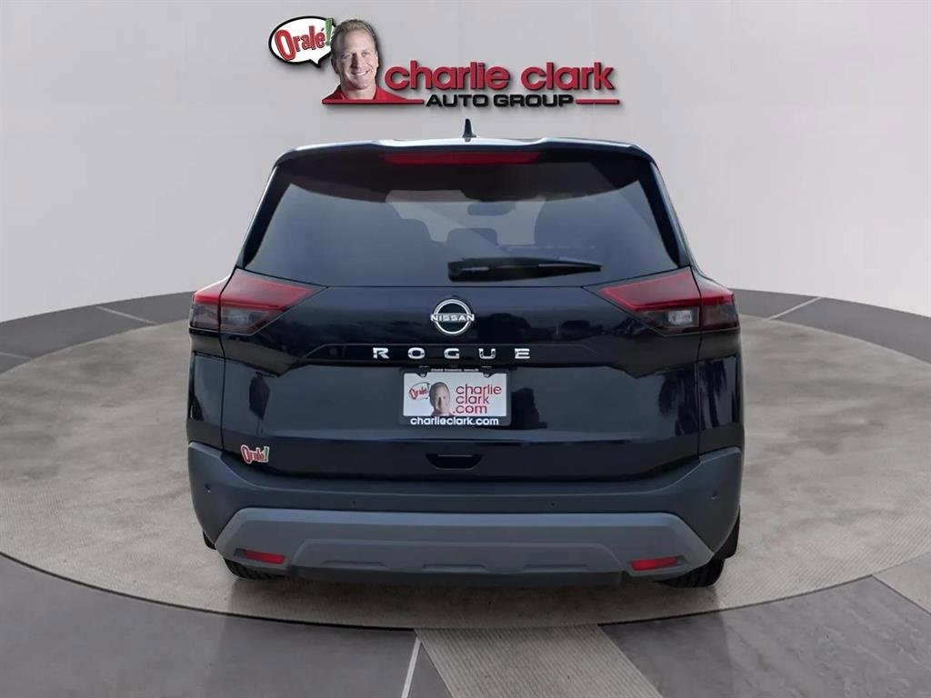 Used 2023 Nissan Rogue S image 4