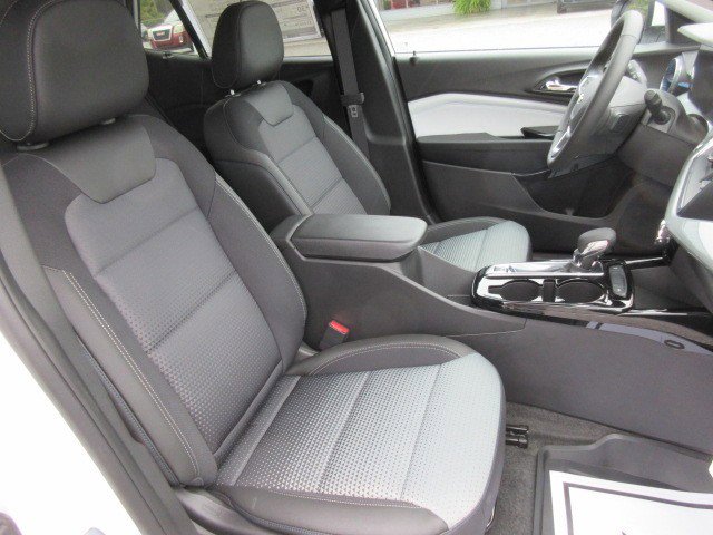 New 2026 Chevrolet Trax LT image 13