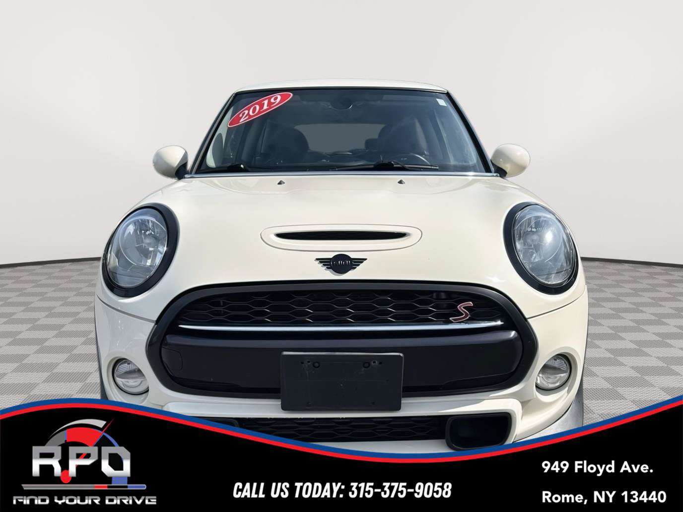 Used 2019 MINI Cooper S w/ Signature Upholstery Package FWD image 8