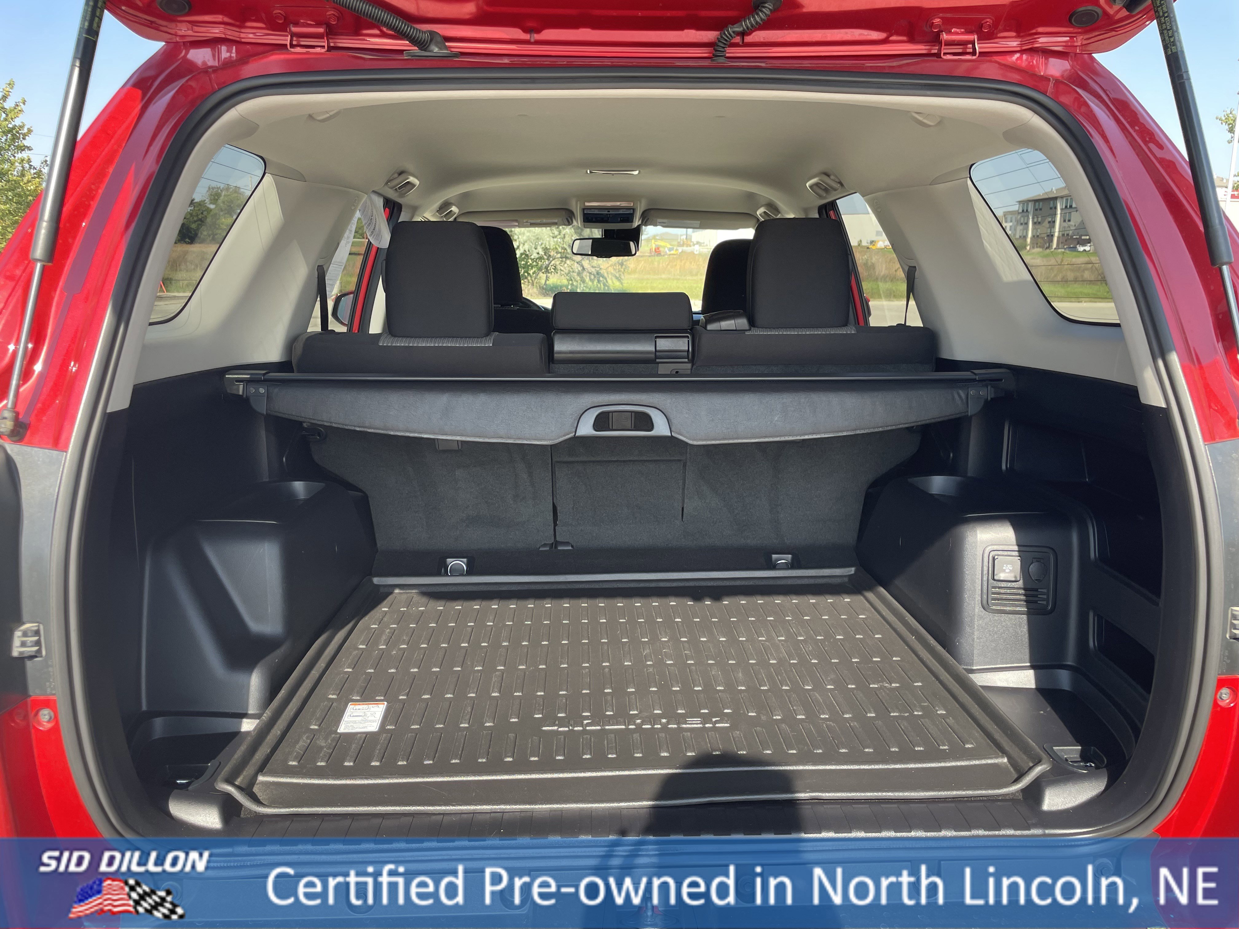 Used 2022 Toyota 4Runner SR5 image 10