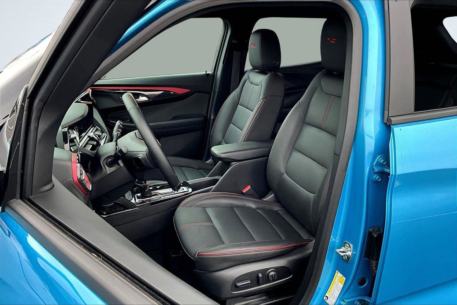 Used 2025 Chevrolet TrailBlazer RS w/ Convenience Package image 26