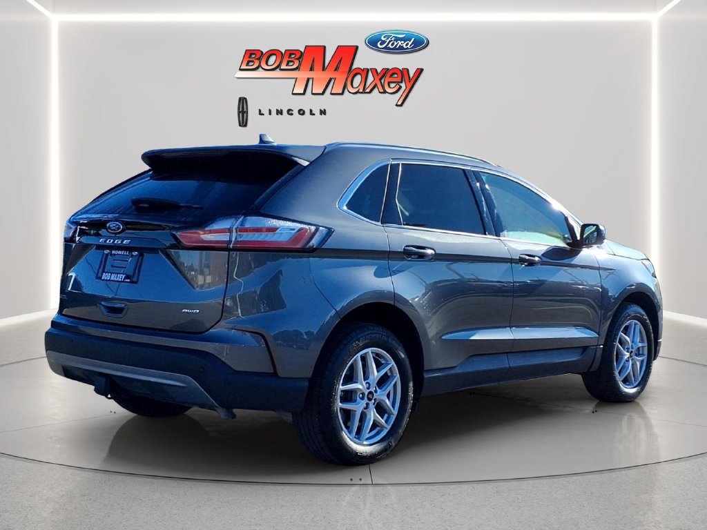 Used 2024 Ford Edge SEL w/ Convenience Package AWD/4WD image 4