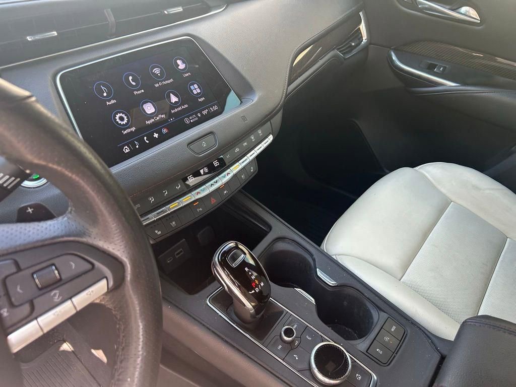 Used 2021 Cadillac XT4 Sport image 10