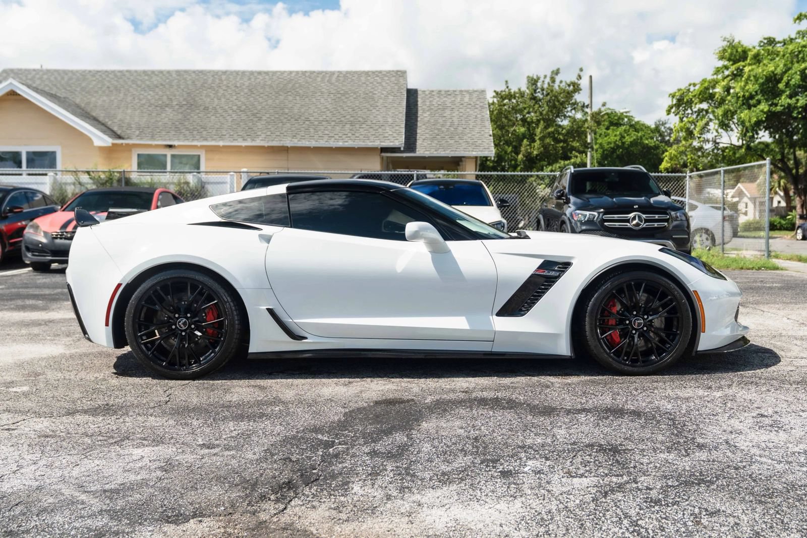 Used 2016 Chevrolet Corvette Z06 RWD image 4