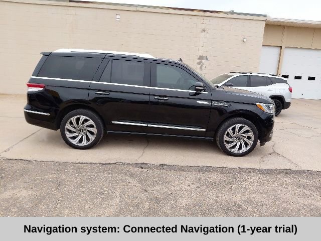 Used 2024 Lincoln Navigator Premiere AWD/4WD image 3