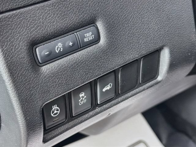 Used 2018 Nissan Murano SV AWD/4WD image 10