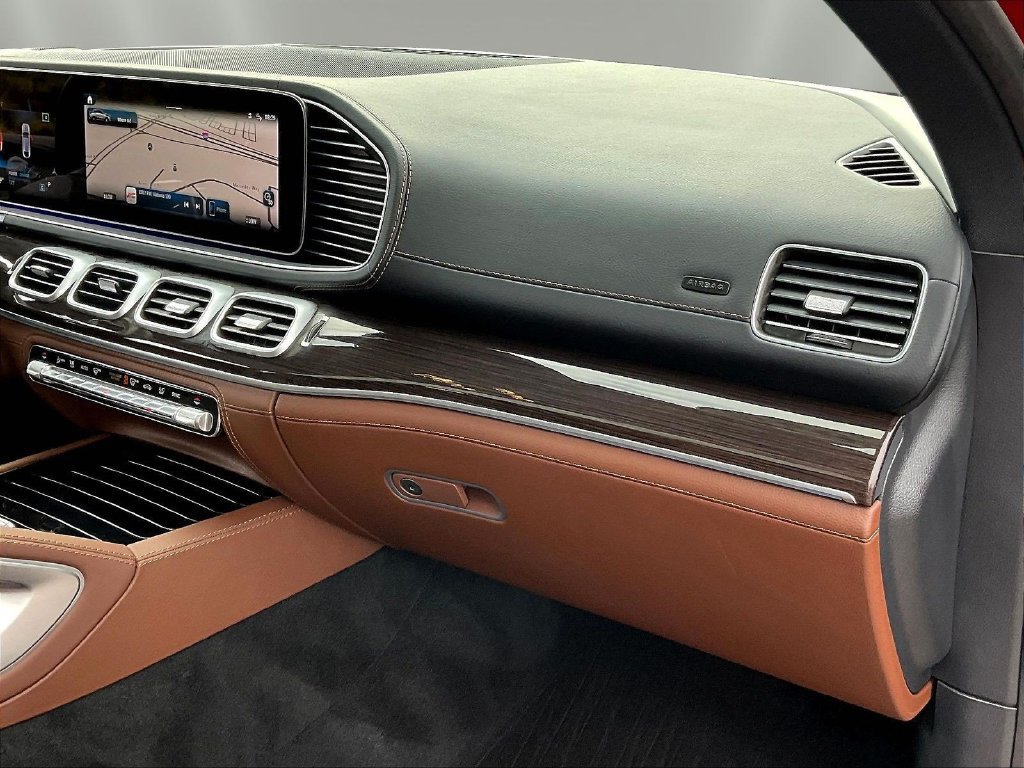Certified 2025 Mercedes-Benz GLE 53 AMG 4MATIC Coupe image 28