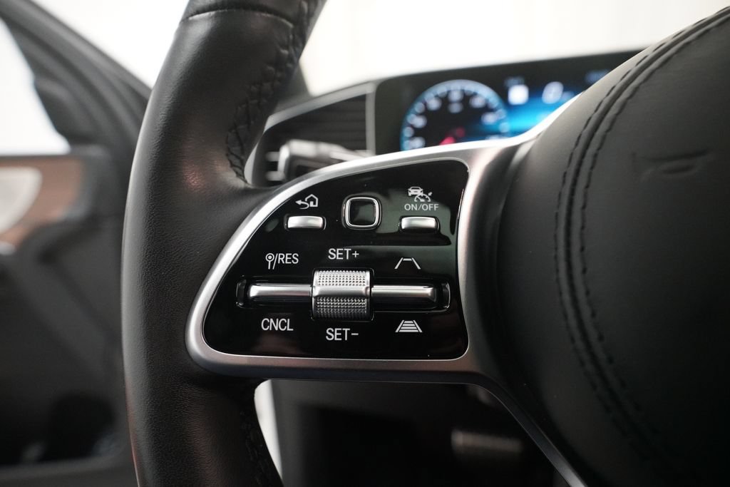 Used 2022 Mercedes-Benz GLS 450 4MATIC image 19