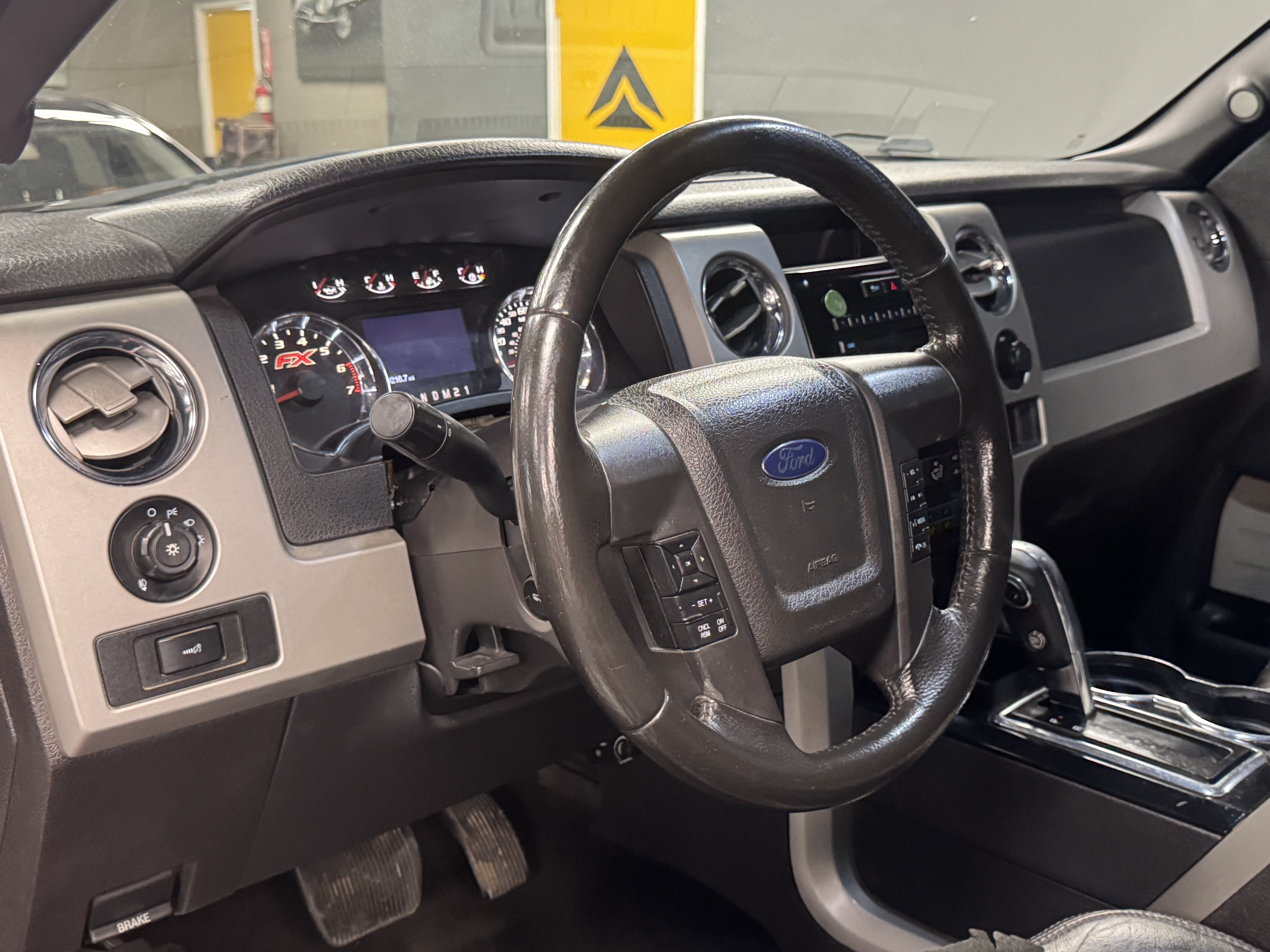 Used 2012 Ford F150 FX4 w/ FX Luxury Pkg AWD/4WD image 9