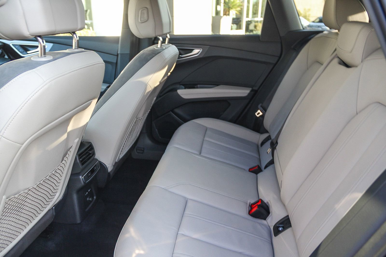 Certified 2024 Audi Q4 e-tron Premium Plus w/ Premium Plus image 19