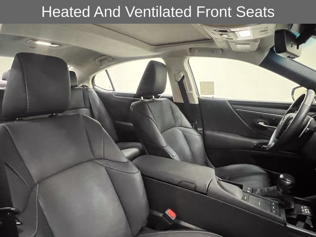 Certified 2022 Lexus ES 300h w/ Premium Package FWD image 11