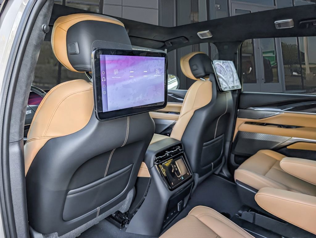 New 2026 Cadillac Escalade IQ Luxury 2 AWD/4WD image 17