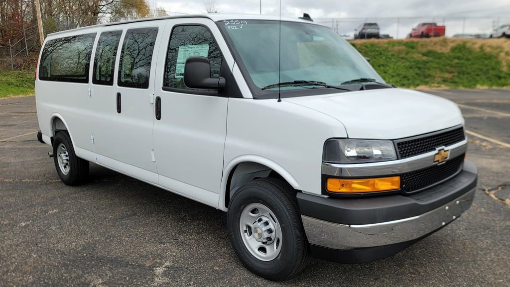 New 2025 Chevrolet Express 2500 Extended image 2