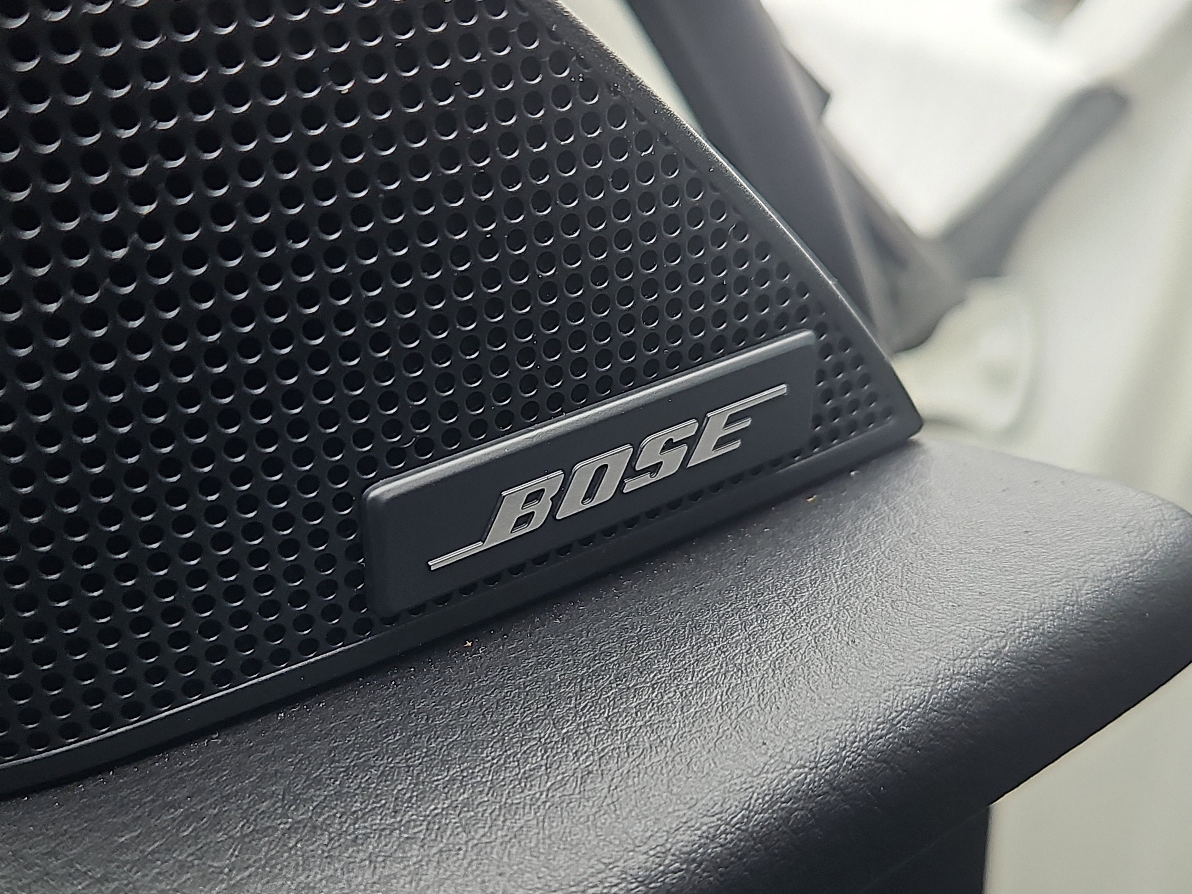 Certified 2025 MAZDA CX-70 3.3 Turbo S w/ Premium Package image 12