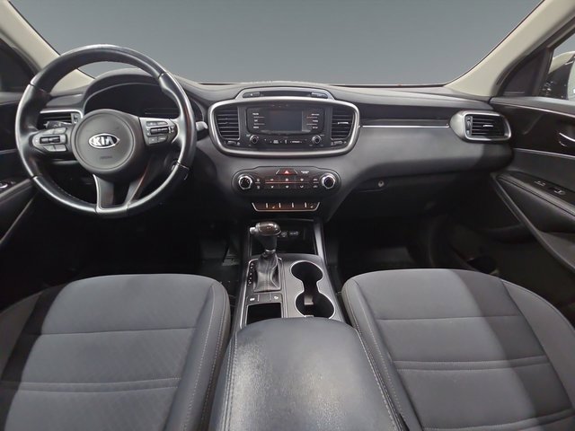 Used 2016 Kia Sorento LX w/ LX Convenience Package image 14
