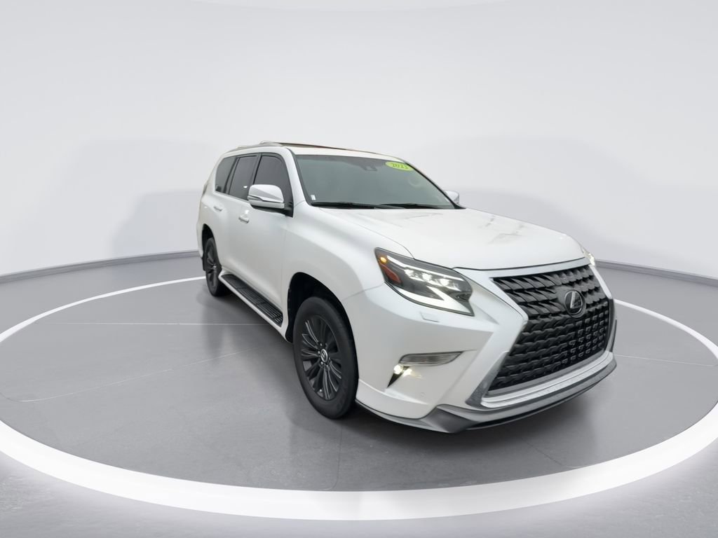 Used 2023 Lexus GX 460 Premium w/ Accessory Package image 2