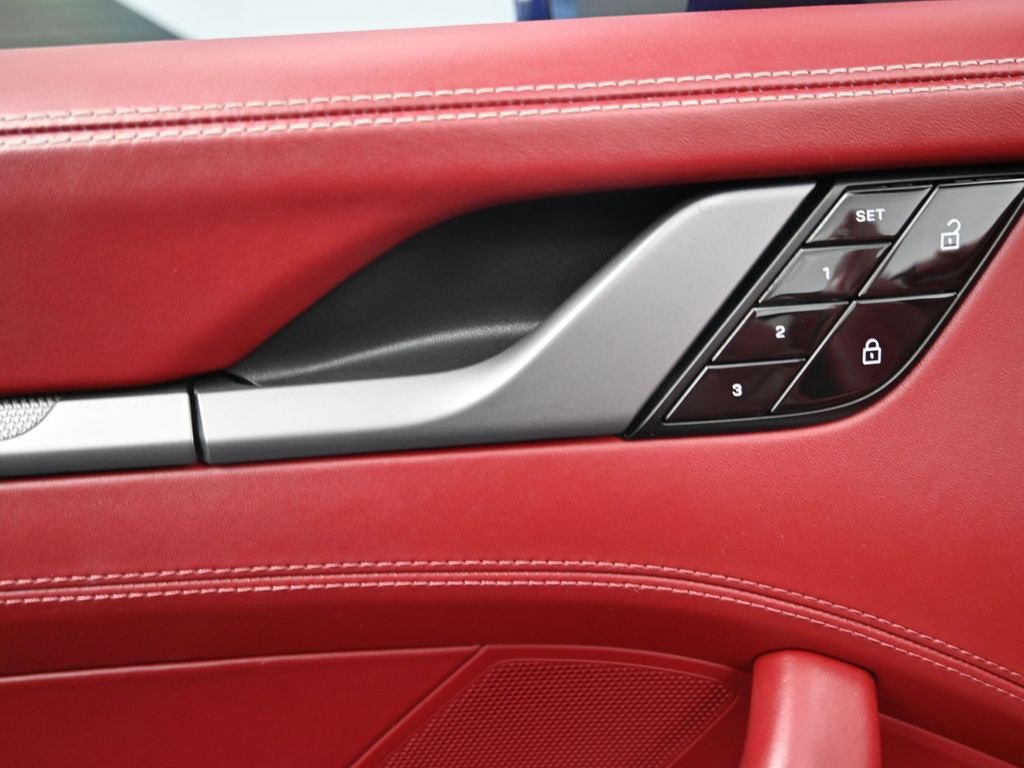 Used 2021 Porsche 911 Carrera S image 16