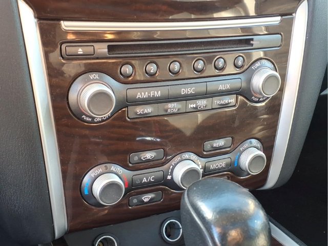 Used 2013 Nissan Pathfinder SL w/ SL Premium Pkg AWD/4WD image 10