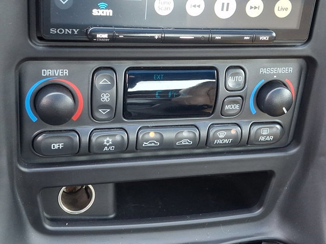 Used 2001 Chevrolet Corvette Coupe w/ Preferred Equipment Group2 image 15