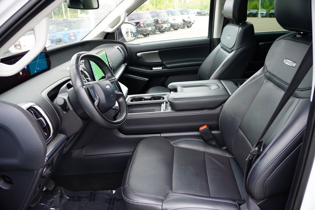 Certified 2025 Ford Expedition Max Platinum AWD/4WD image 16