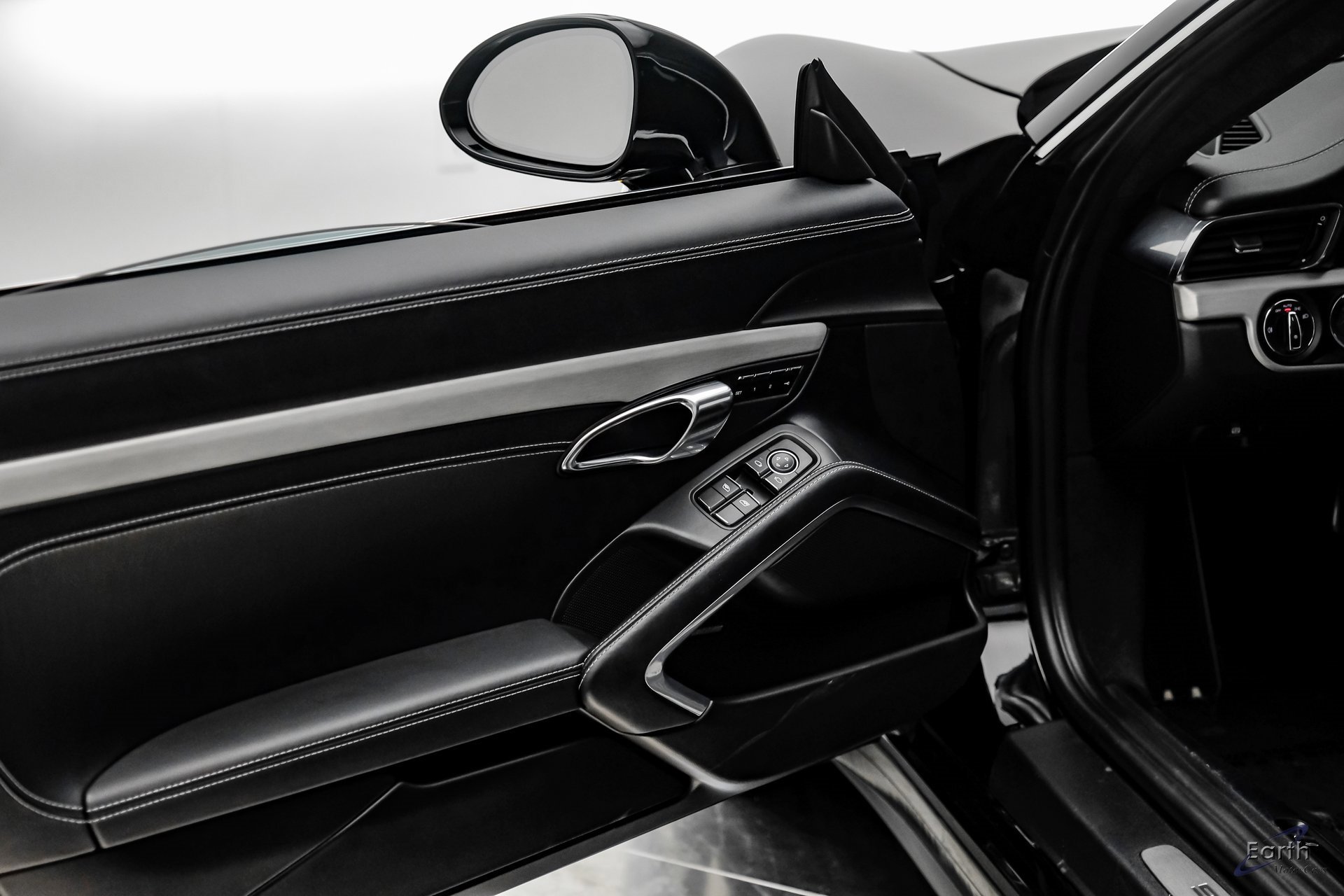 Used 2014 Porsche 911 50th Anniversary Edition image 77