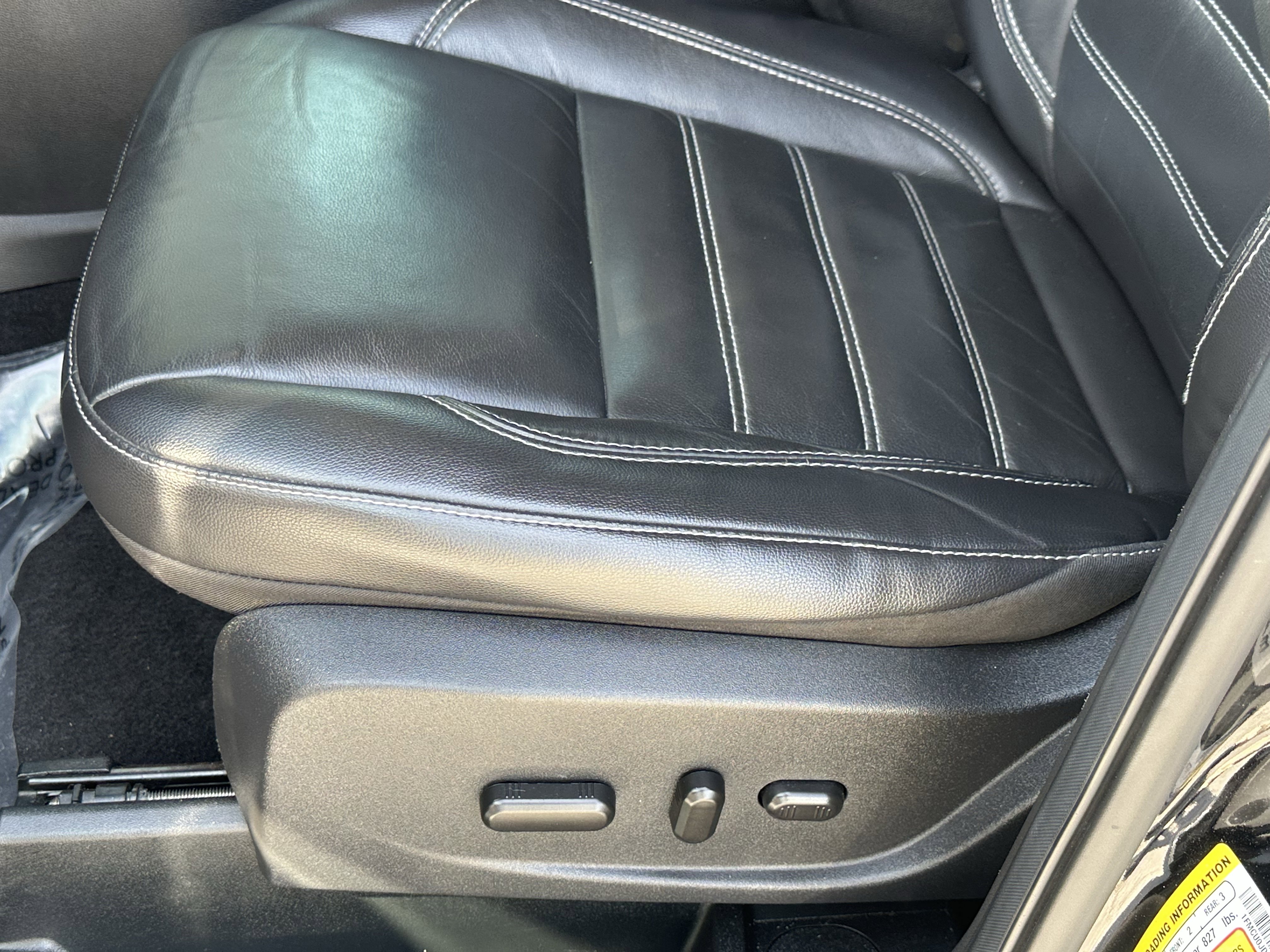 Used 2017 Ford Escape Titanium w/ Equipment Group 301A image 21