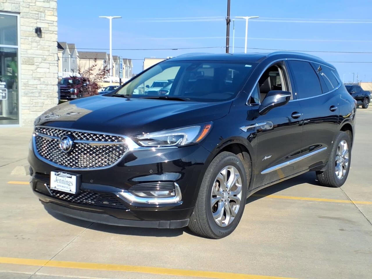 Used 2020 Buick Enclave Avenir w/ Avenir Technology Package image 3