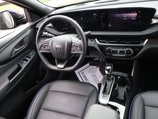 Certified 2025 Buick Envista Sport Touring image 14