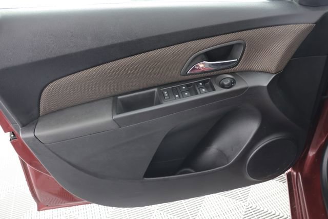 Used 2015 Chevrolet Cruze LT image 22