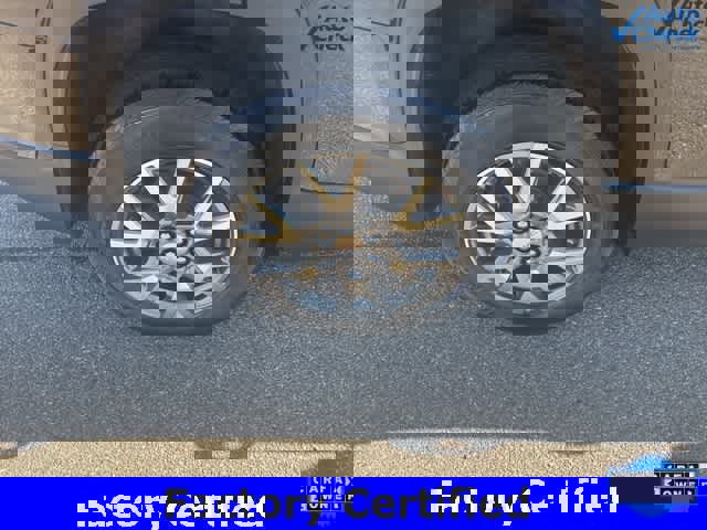 Certified 2022 GMC Acadia SLT image 9