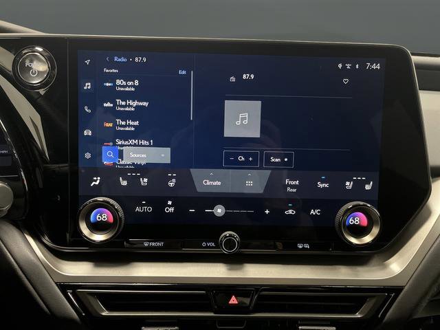 Used 2025 Lexus TX 500h AWD image 19