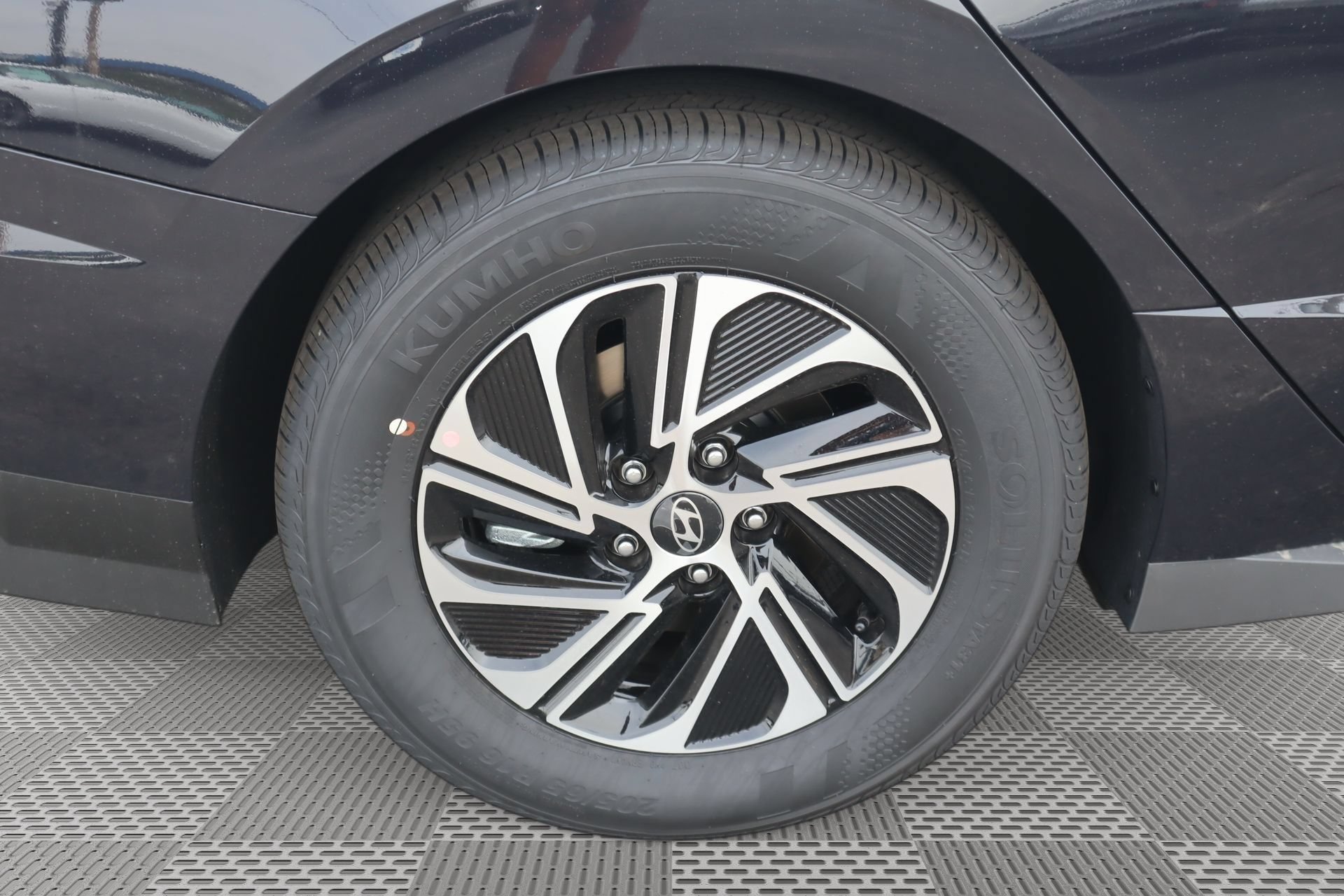 New 2026 Hyundai Sonata Blue FWD image 4