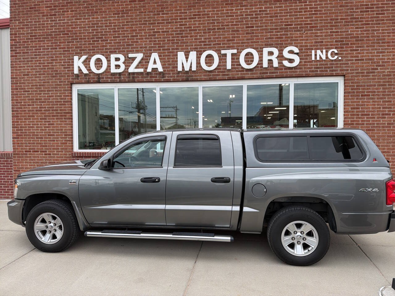 Used 2011 Dodge Dakota 4x4 Crew Cab w/ Convenience Group