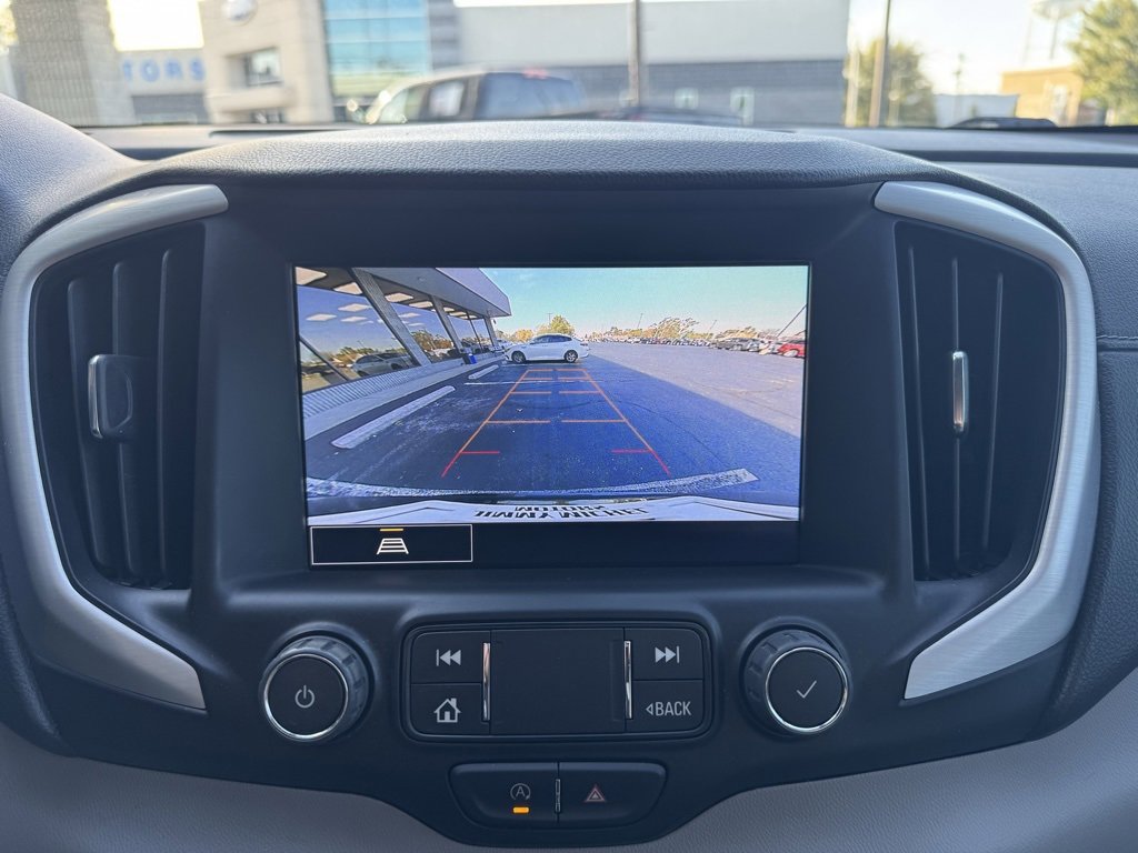 Used 2022 GMC Terrain SLT image 11