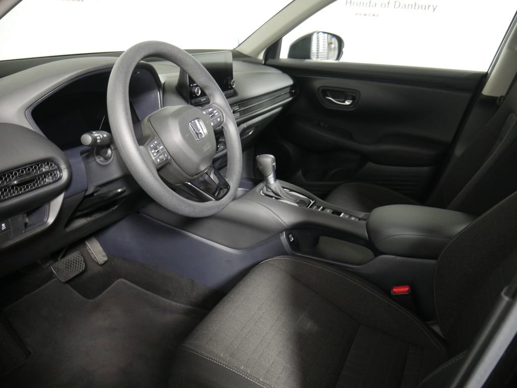Used 2023 Honda HR-V LX image 15