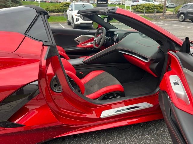 Used 2021 Chevrolet Corvette Stingray Premium Conv w/ Z51 Performance Package RWD image 20