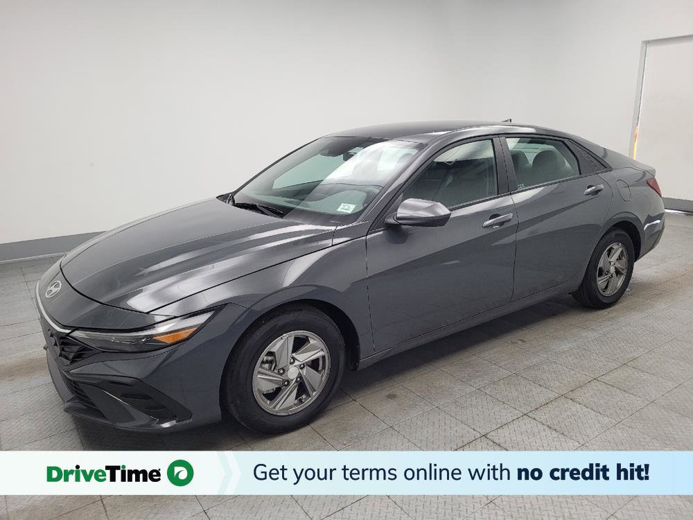 Used 2025 Hyundai Elantra SE FWD image 1