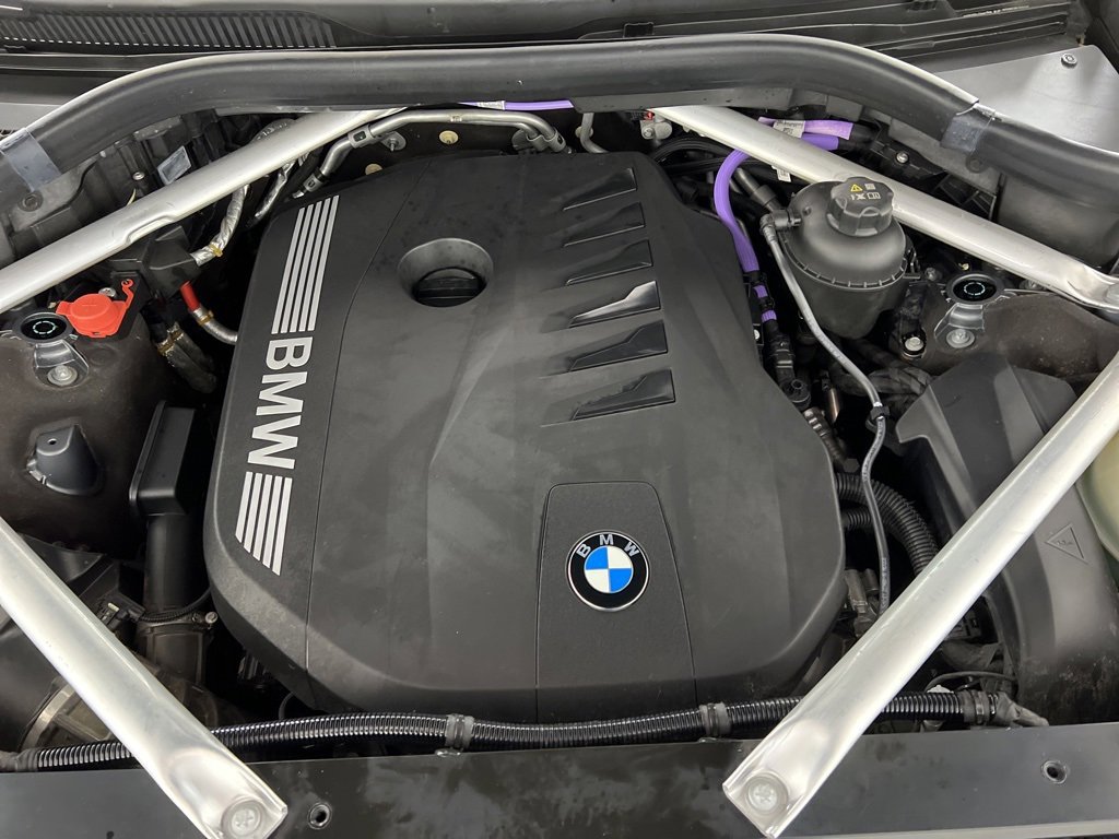 Used 2024 BMW X7 xDrive40i w/ Premium Package image 25