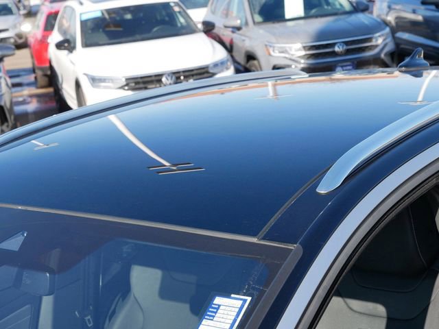 Used 2023 Volkswagen ID.4 Pro S Plus image 11