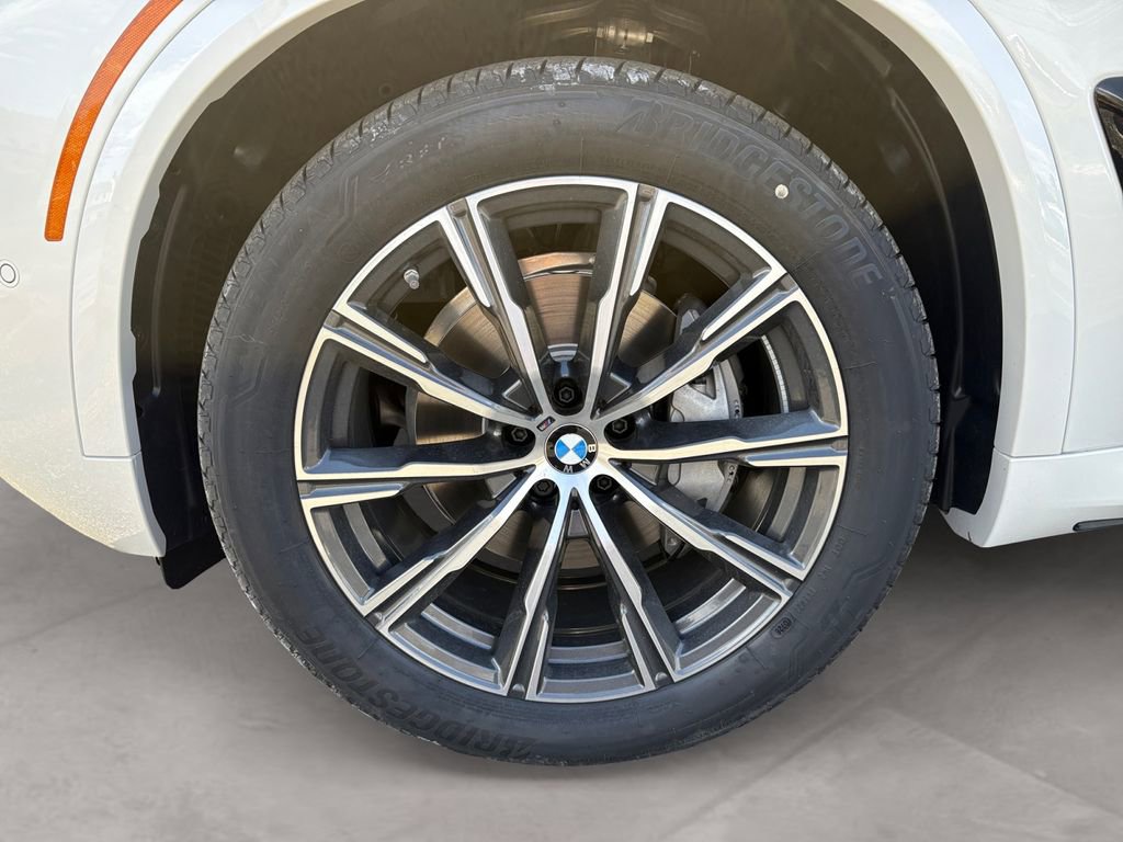 New 2026 BMW X5 xDrive40i AWD/4WD image 14