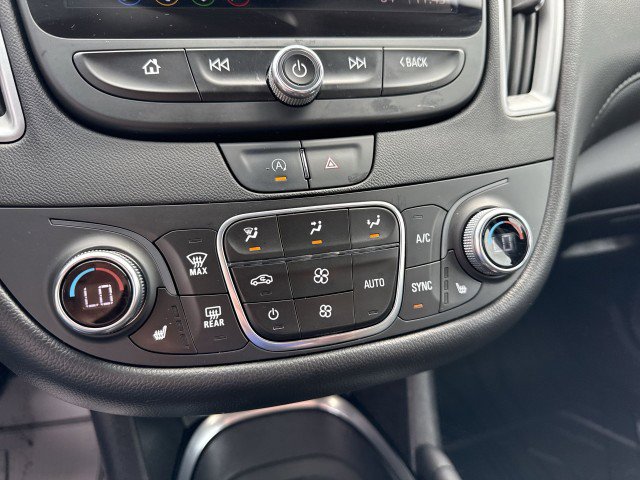 Certified 2022 Chevrolet Malibu LT w/ Leather Package image 16